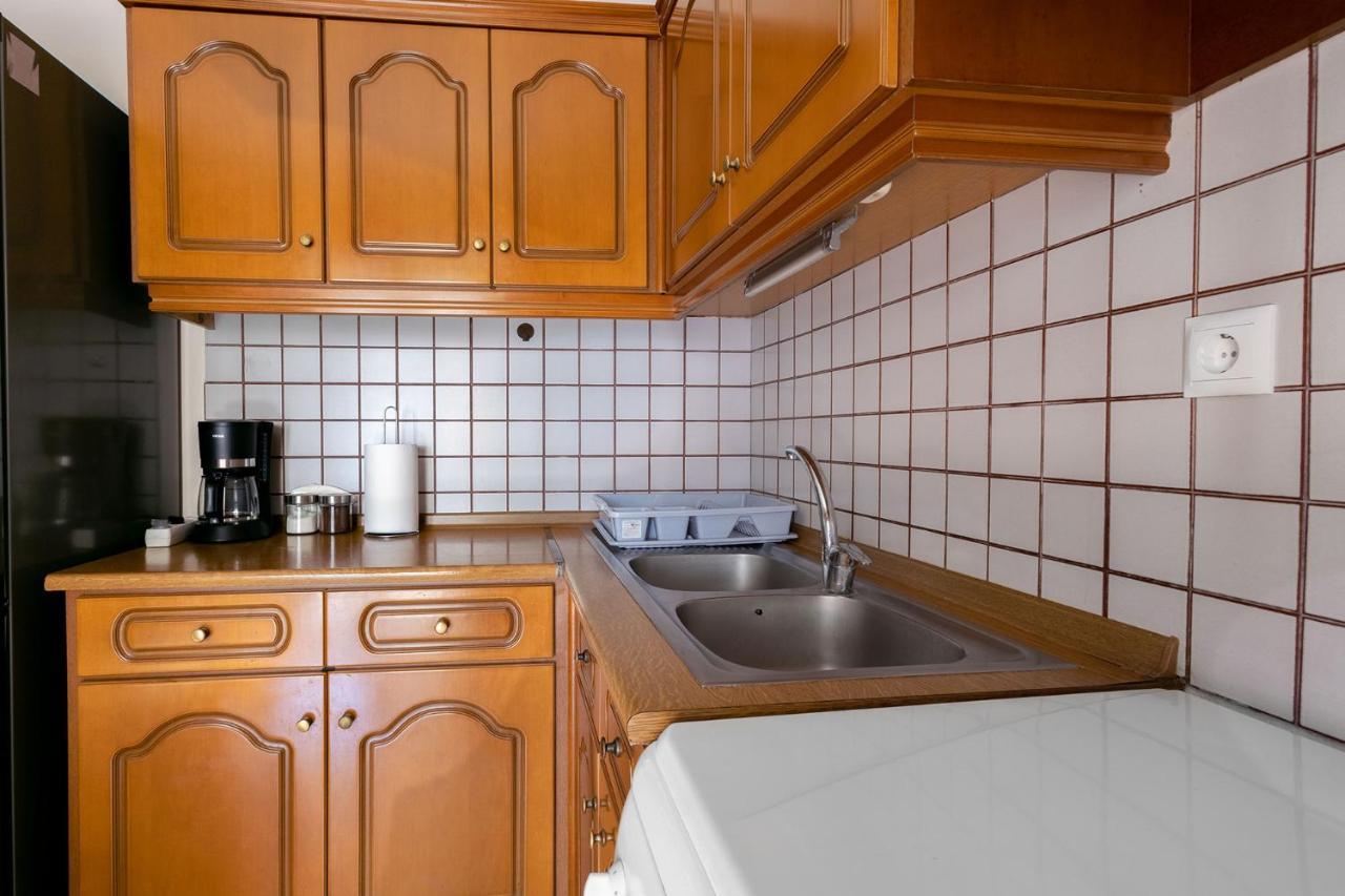 Your Cozy Six Street Apartment Larissa Ngoại thất bức ảnh